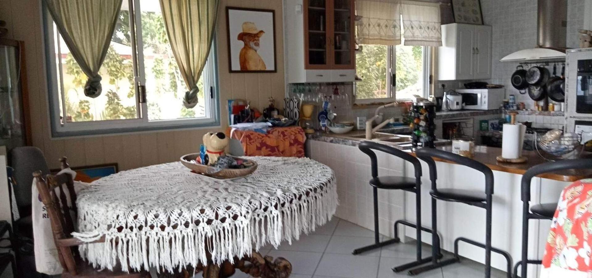 Meri Lodge Huahine « Room Of Marta » Fare Eksteriør bilde